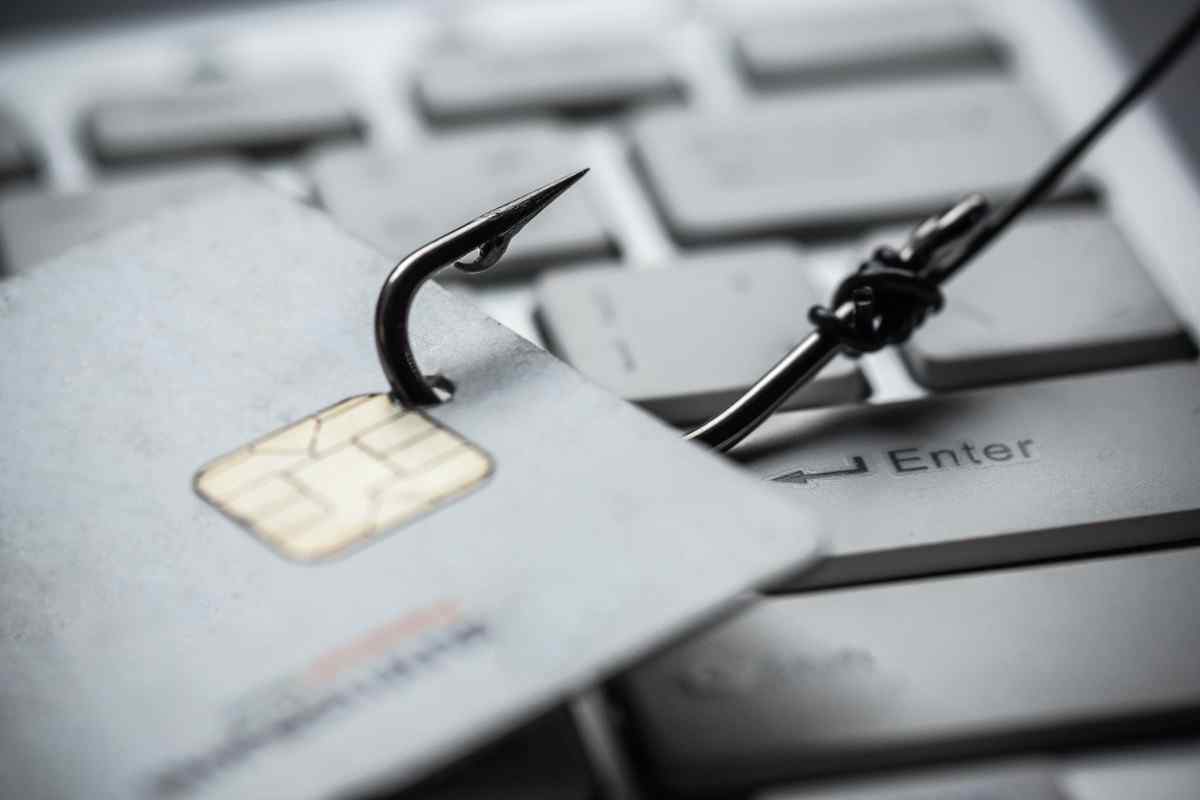 A credit card phishing scam